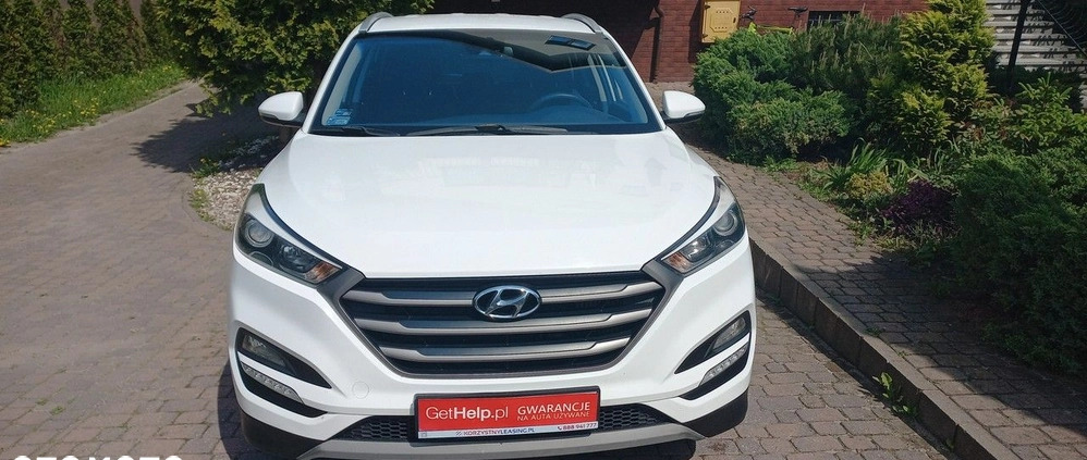 Hyundai Tucson cena 48700 przebieg: 235000, rok produkcji 2016 z Piława Górna małe 781